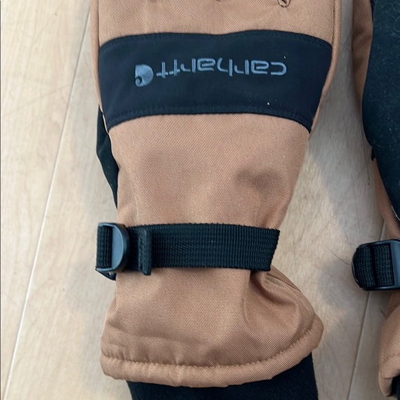 Carhartt Men's Brown Insulated Gloves - Picture 11 of 11